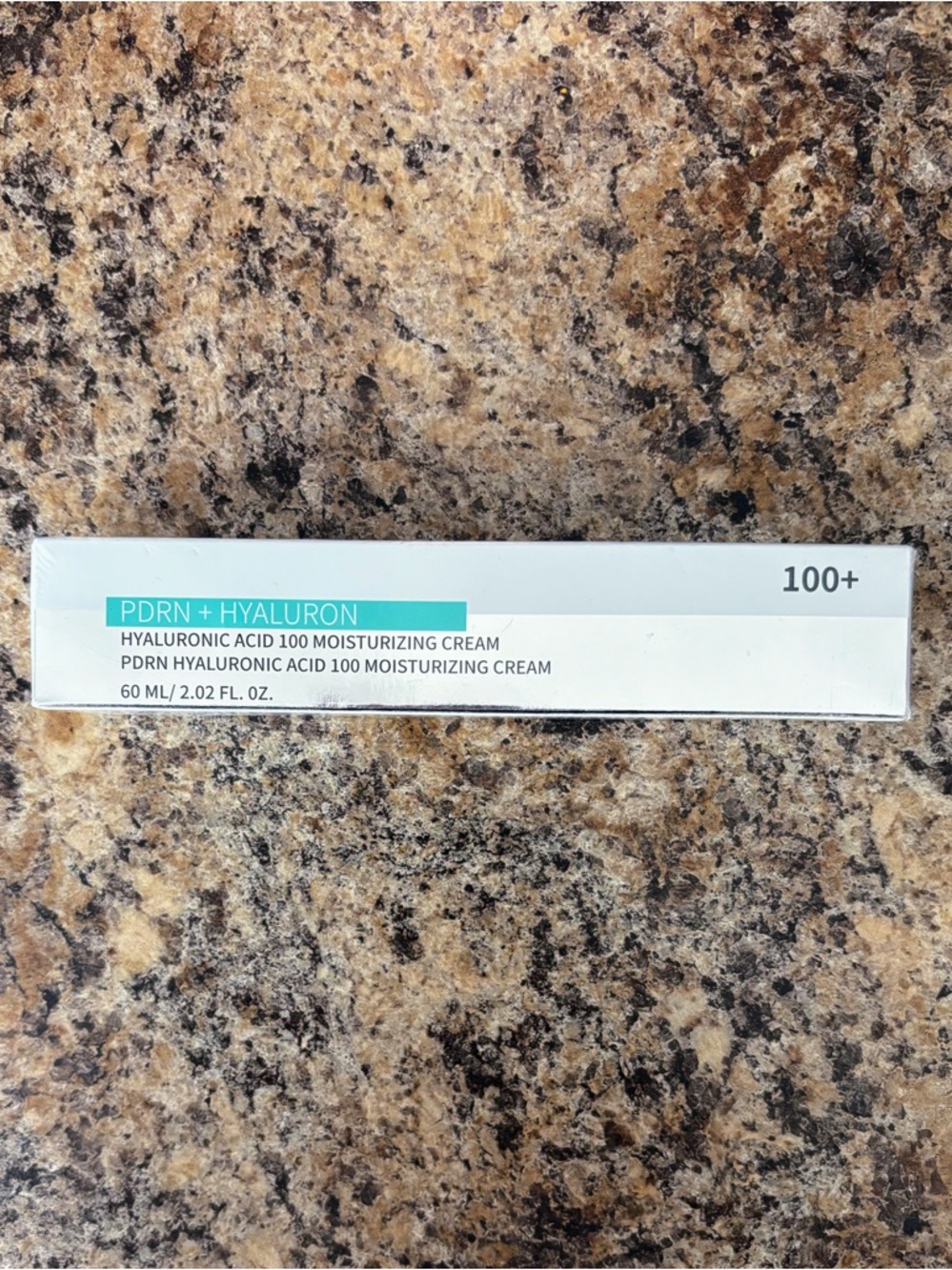 PDRN + Hyaluron Moisturizing Cream - White & Teal Box